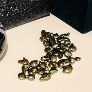 📿🐚 🧞‍♀️31 Nucleated Freshwater Baroque Pearls